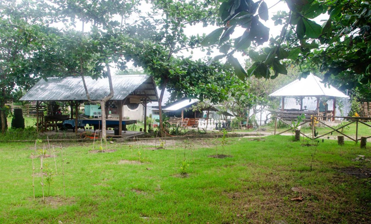 House Of Tamse Laagans ' Inn Badian Exterior foto